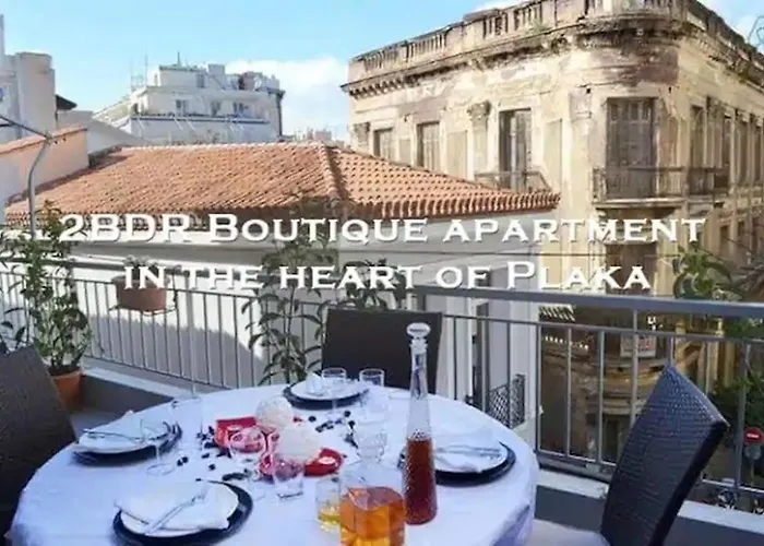 2BDR Boutique Full Apt in Plaka (BIG BALCONY)