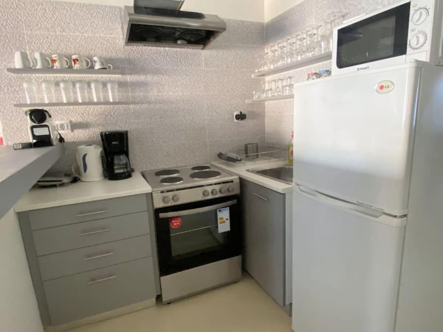 2bdr Boutique Full In Plaka Apartment