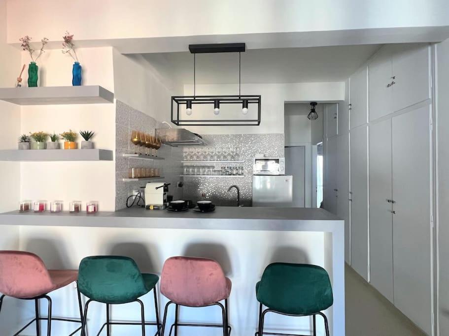 Apartment 2bdr Boutique Full In Plaka Athen