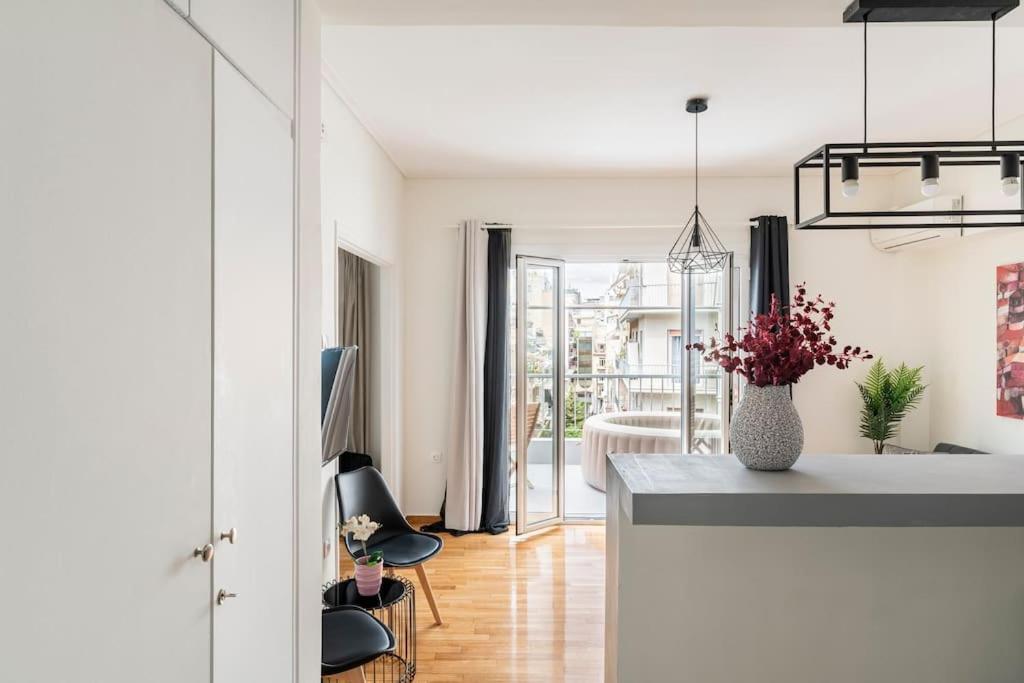 2bdr Boutique Full In Plaka Apartment